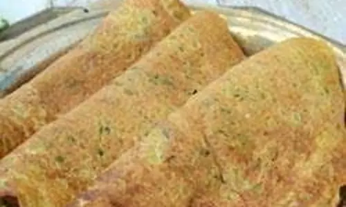 Gajar Ka Chilla : नाश्ते में गाजर से बनाएं हेल्दी और टेस्टी चीला Gajar Ka Chilla : नाश्ते में गाजर से बनाएं हेल्दी और टेस्टी चीला