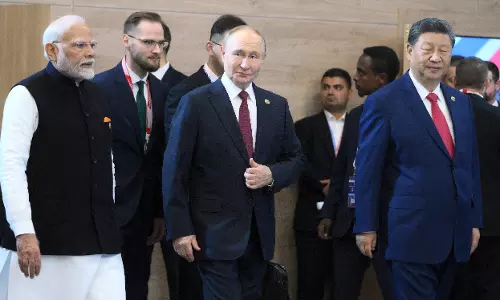 ईरान से होकर रूस-भारत-चीन ट्रांसपोर्टेशन योजना पर काम तेज ईरान से होकर रूस-भारत-चीन ट्रांसपोर्टेशन योजना पर काम तेज