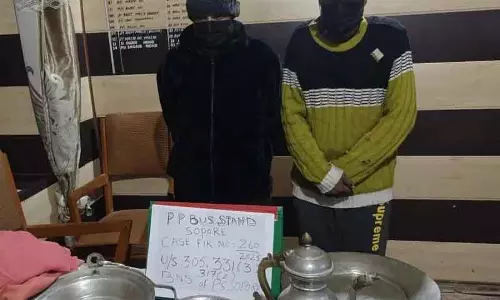 Sopore पुलिस ने 24 घंटे के अंदर चोरी का मामला सुलझाया; चोरी का सामान बरामद