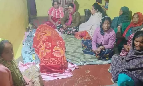 निमोनिया से जूझ रहा था छात्र, नवोदय विद्यालय के प्रबंधन की लापरवाही से मौत निमोनिया से जूझ रहा था छात्र, नवोदय विद्यालय के प्रबंधन की लापरवाही से मौत