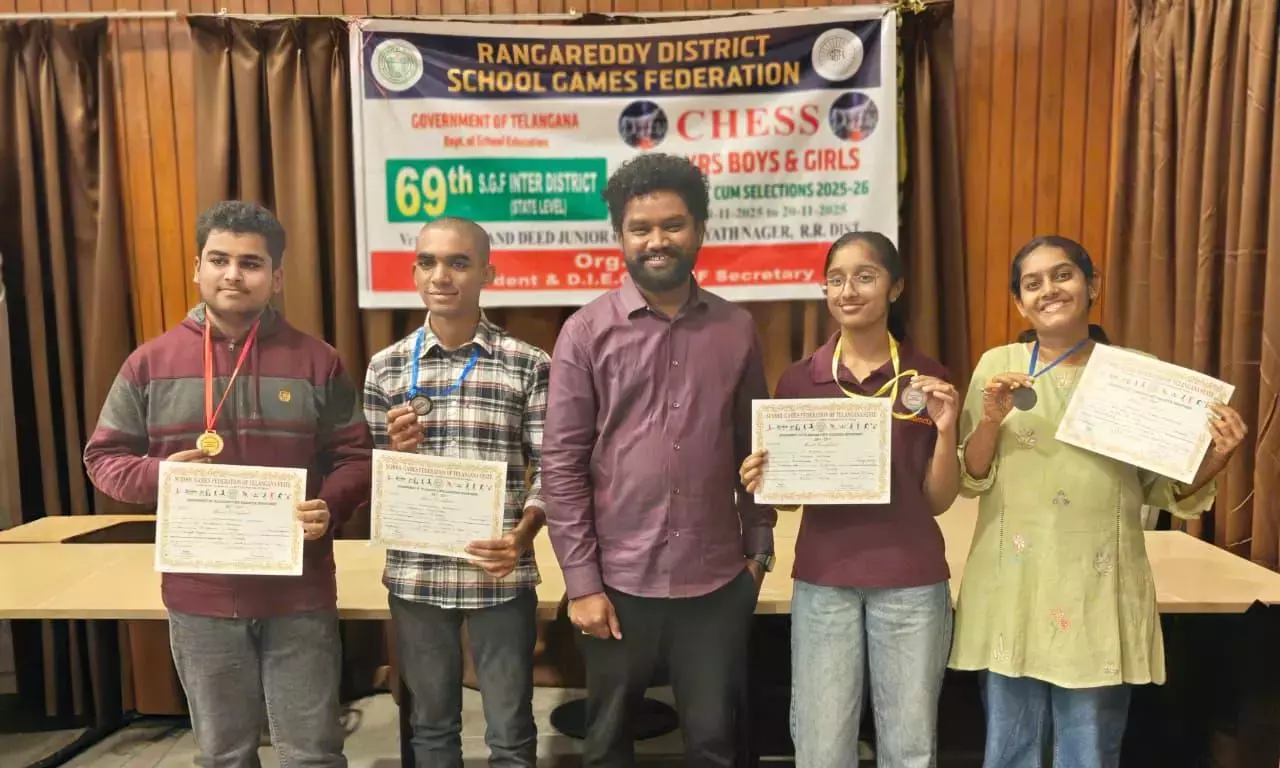 Karimnagar : अंडर-10 शतरंज खिलाड़ियों ने नेशनल्स के लिए क्वालीफाई किया Karimnagar : अंडर-10 शतरंज खिलाड़ियों ने नेशनल्स के लिए क्वालीफाई किया