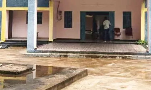 नाम का छात्रावास कोई सुविधा नहीं, संज्ञान में लेने की मांग