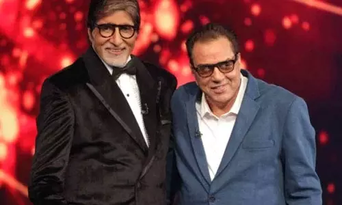 Amitabh Bachchan ने धर्मेंद्र को भावभीनी श्रद्धांजलि दी