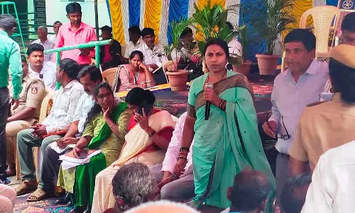 जनसम्पर्क बैठक में BPL कार्ड निरस्तीकरण का मुद्दा उठा जनसम्पर्क बैठक में BPL कार्ड निरस्तीकरण का मुद्दा उठा