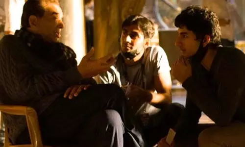 Ibrahim Ali Khan ने धर्मेंद्र की दयालुता का सम्मान किया Ibrahim Ali Khan ने धर्मेंद्र की दयालुता का सम्मान किया