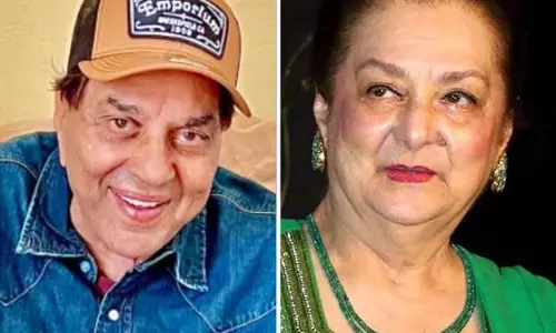 Saira Banu ने कहा, धर्मेंद्र की मौत को सहना नामुमकिन है।
