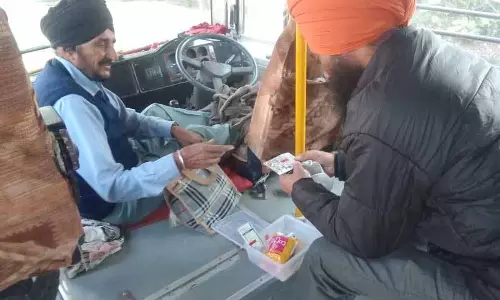 Ludhiana: सुरक्षित वाहन पॉलिसी लागू करना संस्थानों के लिए मुश्किल काम साबित हो रहा है Ludhiana: सुरक्षित वाहन पॉलिसी लागू करना संस्थानों के लिए मुश्किल काम साबित हो रहा है