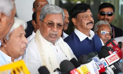 CM का बयान: लीडरशिप बदलाव पर चर्चा नहीं, अंतिम निर्णय पार्टी नेतृत्व लेगा CM का बयान: लीडरशिप बदलाव पर चर्चा नहीं, अंतिम निर्णय पार्टी नेतृत्व लेगा