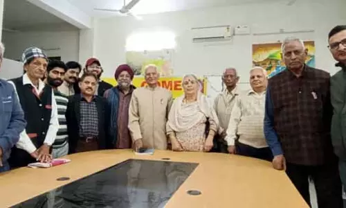 JAMMU: अदबी कुंज में विशेष साहित्यिक सत्र आयोजित