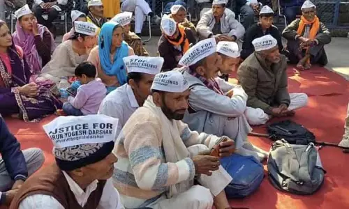 Ishu Nala ट्रिपल मर्डर के परिवार वाले अनिश्चितकालीन भूख हड़ताल पर बैठे