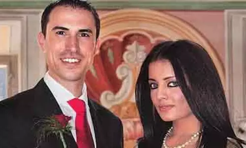 Celina Jaitly ने तलाक लिया, पति पर घरेलू हिंसा और करियर बाधित करने का आरोप Celina Jaitly ने तलाक लिया, पति पर घरेलू हिंसा और करियर बाधित करने का आरोप