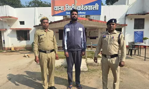 अंतर्राज्यीय शराब तस्कर कर्ण शर्मा हरियाणा से गिरफ्तार अंतर्राज्यीय शराब तस्कर कर्ण शर्मा हरियाणा से गिरफ्तार