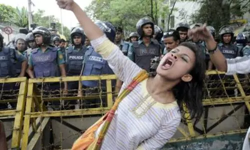 Bangladesh: नेताओं ने महिलाओं पर बढ़ती हिंसा पर जताई गहरी चिंता