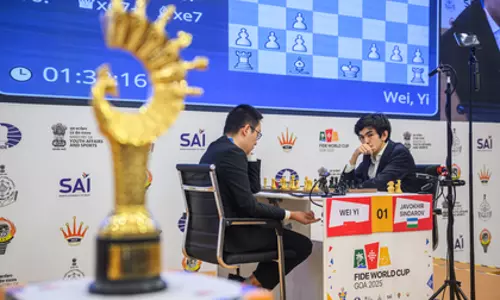 FIDE वर्ल्ड कप 2025: वेई और सिंदारोव फाइनल में टाईब्रेक तक पहुँचे