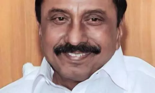 AIADMK के पूर्व मंत्री सेंगोट्टैयन के विजय की TVK में शामिल होने की संभावना