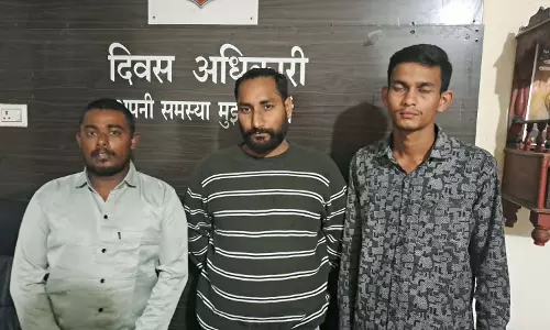 CG: घर में घुसकर किया तोड़फोड़, 3 आरोपी गिरफ्तार