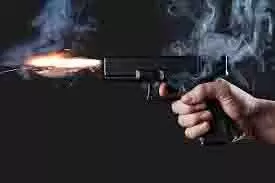 Punjab: लुटेरों ने दूल्हे को मारी गोली, गनपॉइंट पर ज्वेलरी–कैश लूटकर फरार Punjab: लुटेरों ने दूल्हे को मारी गोली, गनपॉइंट पर ज्वेलरी–कैश लूटकर फरार