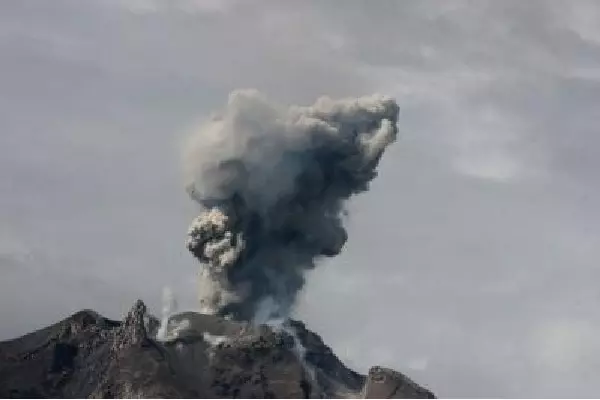 Experts: उत्तर भारत की हवा सुरक्षित, इथियोपियाई राख का प्रभाव नगण्य Experts: उत्तर भारत की हवा सुरक्षित, इथियोपियाई राख का प्रभाव नगण्य