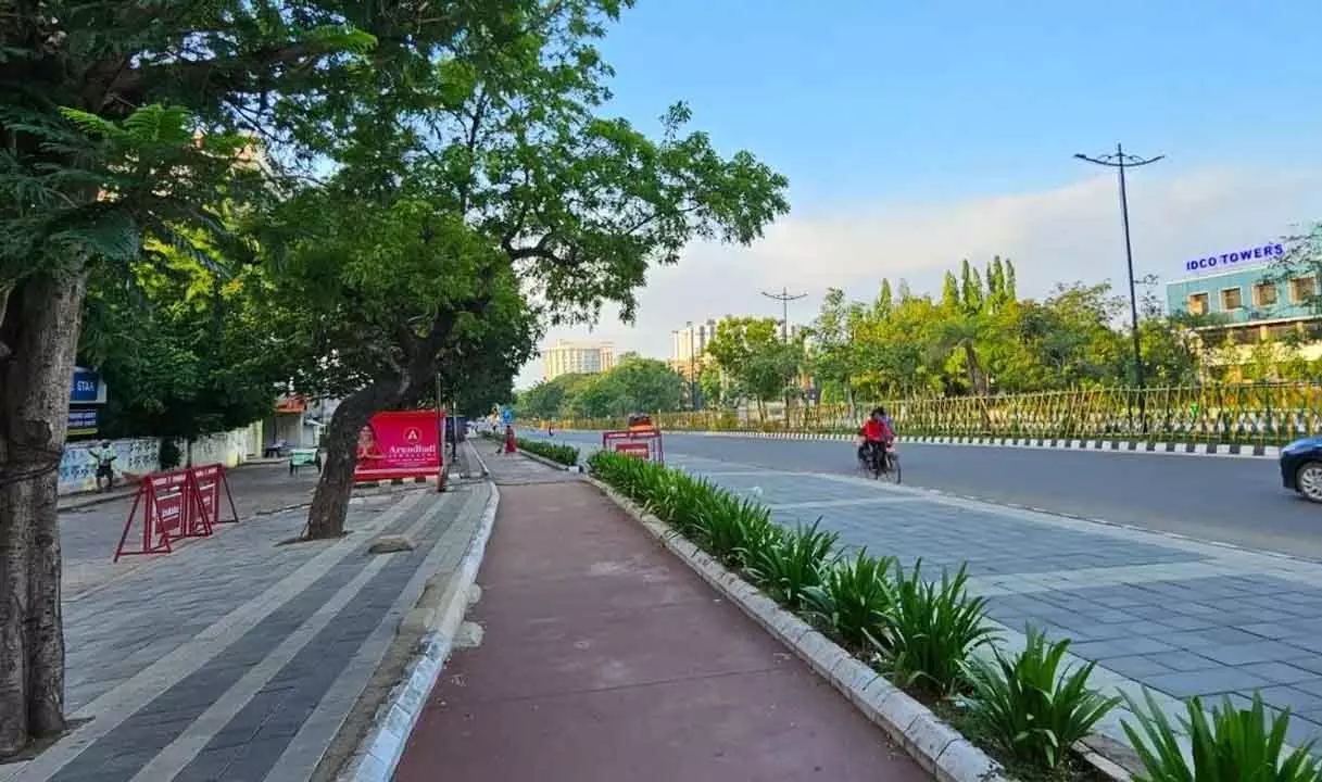 ट्विन सिटी पुलिस कमिश्नर ने भुवनेश्वर के मुख्य इलाकों में नो-पार्किंग ज़ोन की घोषणा की ट्विन सिटी पुलिस कमिश्नर ने भुवनेश्वर के मुख्य इलाकों में नो-पार्किंग ज़ोन की घोषणा की
