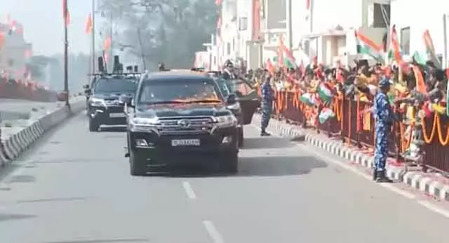 Ayodhya में प्रधानमंत्री मोदी का रोड शो Ayodhya में प्रधानमंत्री मोदी का रोड शो