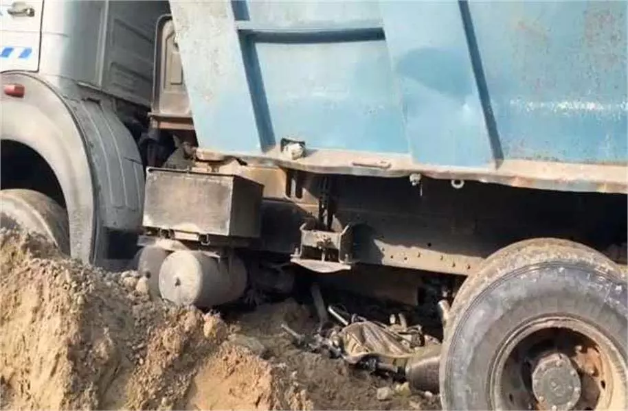 Haryana : दर्दनाक सड़क हादसा, बाइक सवार की मौत, मां गंभीर घायल Haryana : दर्दनाक सड़क हादसा, बाइक सवार की मौत, मां गंभीर घायल