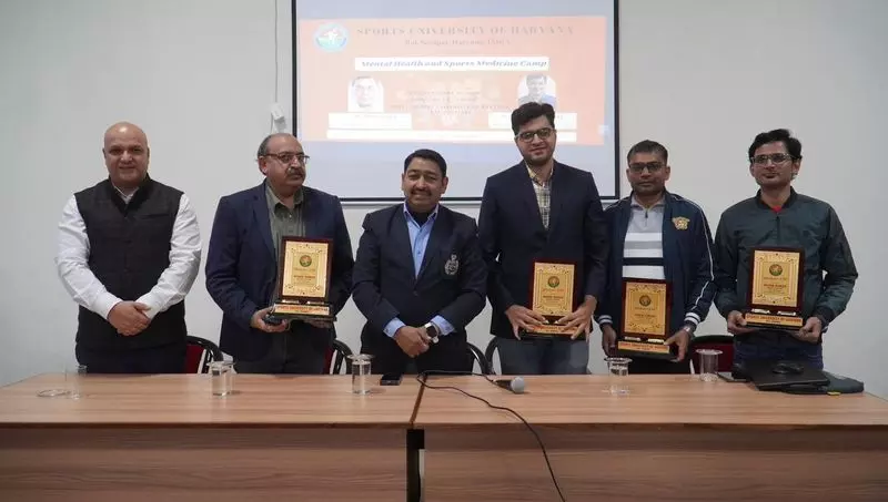 Haryana : चोट के मैनेजमेंट, मेंटल हेल्थ पर मेडिकल कैंप लगाया गया Haryana : चोट के मैनेजमेंट, मेंटल हेल्थ पर मेडिकल कैंप लगाया गया