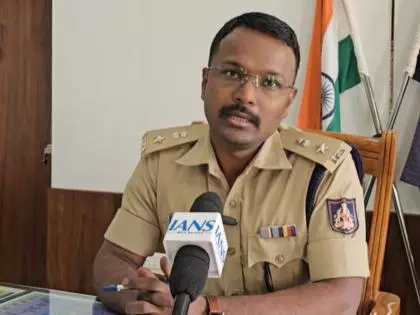 Dharwad: कार्गो ट्रक से 29,000 लीटर अवैध शराब बरामद Dharwad: कार्गो ट्रक से 29,000 लीटर अवैध शराब बरामद