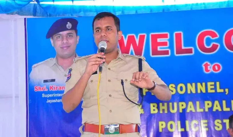 शालिबंडा आग हादसे के बाद DCP ने फेक न्यूज़ के खिलाफ चेतावनी दी शालिबंडा आग हादसे के बाद DCP ने फेक न्यूज़ के खिलाफ चेतावनी दी