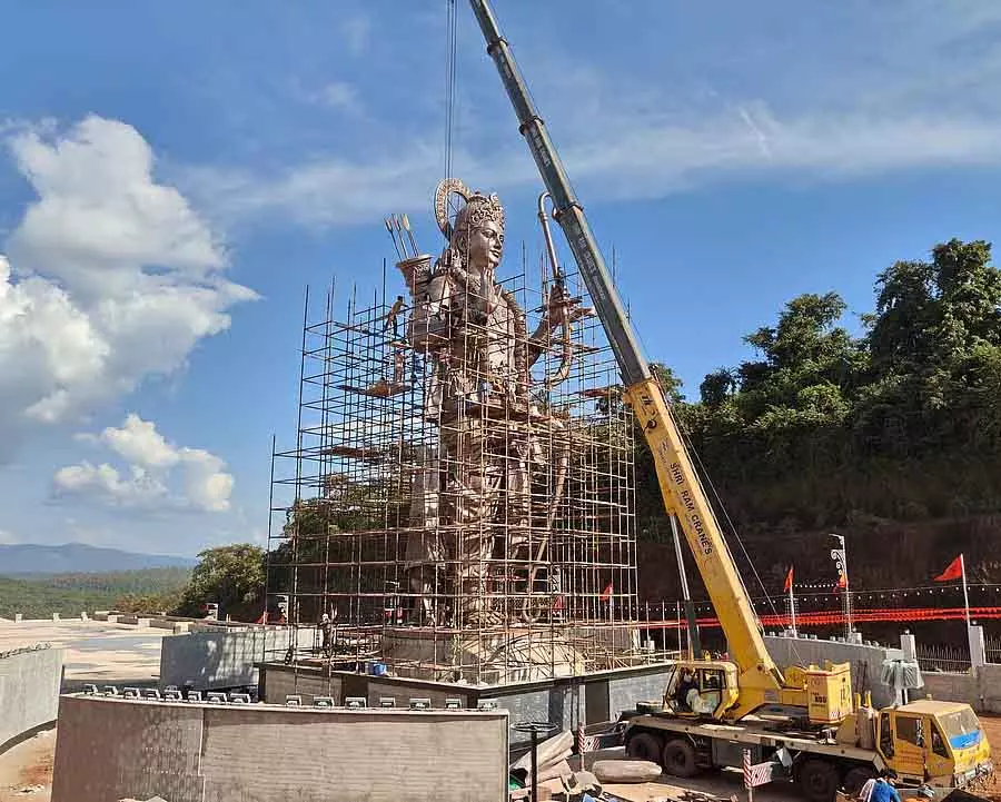 Canacona के पास पार्टगली में भगवान राम की 77 फुट ऊंची मूर्ति अनावरण के लिए तैयार Canacona के पास पार्टगली में भगवान राम की 77 फुट ऊंची मूर्ति अनावरण के लिए तैयार