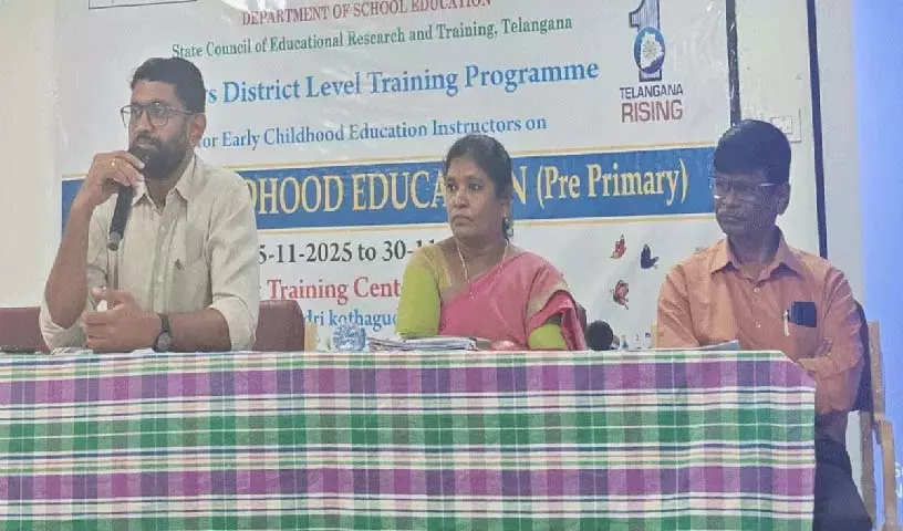 Pre-primary education को सख्ती से लागू किया जाना चाहिए: कलेक्टर जितेश वी पाटिल Pre-primary education को सख्ती से लागू किया जाना चाहिए: कलेक्टर जितेश वी पाटिल