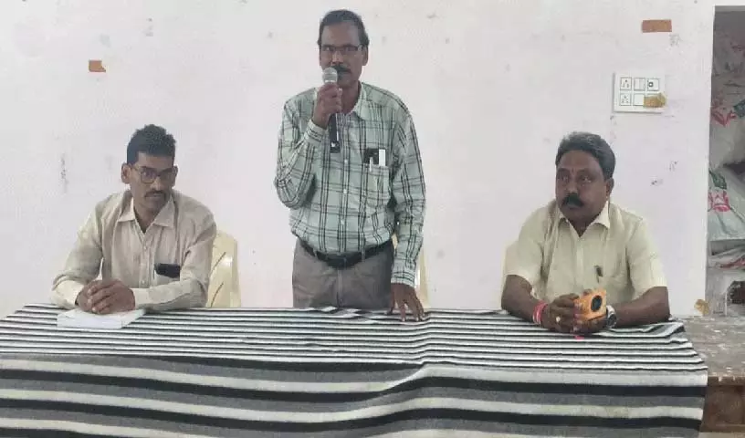 पंचायत चुनाव कराने के लिए RO को ट्रेनिंग पंचायत चुनाव कराने के लिए RO को ट्रेनिंग