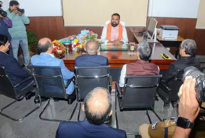 Bihar: सम्राट चौधरी ने राज्य के गृह मंत्रालय का कार्यभार संभाला Bihar: सम्राट चौधरी ने राज्य के गृह मंत्रालय का कार्यभार संभाला