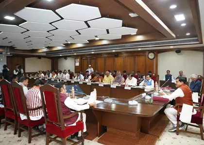 मोहन यादव मध्य प्रदेश सरकार के कामकाज की समीक्षा करेंगे मोहन यादव मध्य प्रदेश सरकार के कामकाज की समीक्षा करेंगे