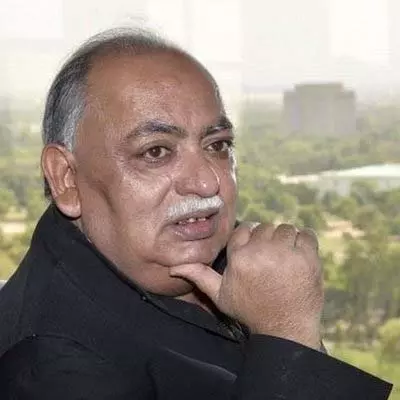शायर मुनव्वर राणा: जिनकी कलम से मां की मोहब्बत महकती रही शायर मुनव्वर राणा: जिनकी कलम से मां की मोहब्बत महकती रही