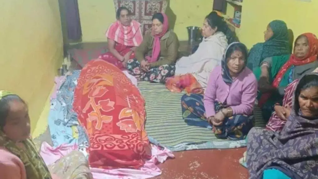 CG: नवोदय स्कूल में छात्र की निमोनिया से संदिग्ध मौत CG: नवोदय स्कूल में छात्र की निमोनिया से संदिग्ध मौत