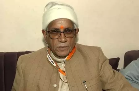 अयोध्या में ध्वजारोहण के बाद चंपत राय बोले, अब बचा हुआ काम करना है पूरा अयोध्या में ध्वजारोहण के बाद चंपत राय बोले, अब बचा हुआ काम करना है पूरा