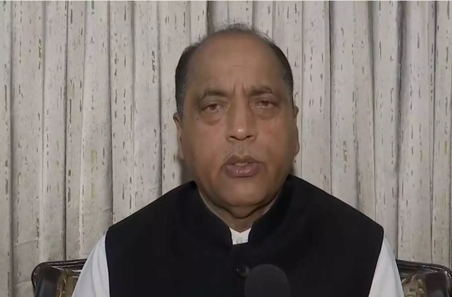 हिमाचल के LOP जयराम ठाकुर ने दिल्ली में अमित शाह, जेपी नड्डा से की मुलाकात हिमाचल के LOP जयराम ठाकुर ने दिल्ली में अमित शाह, जेपी नड्डा से की मुलाकात