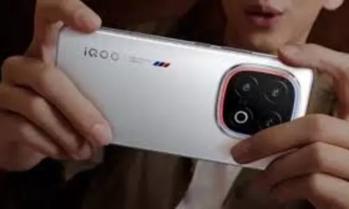 iQOO :मार्केट में धमाल मचाएगा iQOO का छोटू फोन,Dimensity 9500 चिप से होगा लैस iQOO :मार्केट में धमाल मचाएगा iQOO का छोटू फोन,Dimensity 9500 चिप से होगा लैस