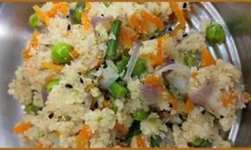 Recipe:इस तरीके से झटपट बना लें सूजी का टेस्टी उपमा Recipe:इस तरीके से झटपट बना लें सूजी का टेस्टी उपमा