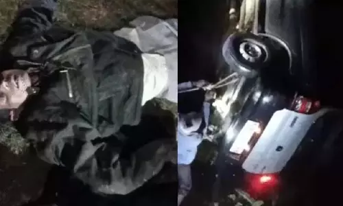 UP Accident :शादी से लौट रही कार नहर में गिरी, 5 बारातियों की दर्दनाक मौत UP Accident :शादी से लौट रही कार नहर में गिरी, 5 बारातियों की दर्दनाक मौत