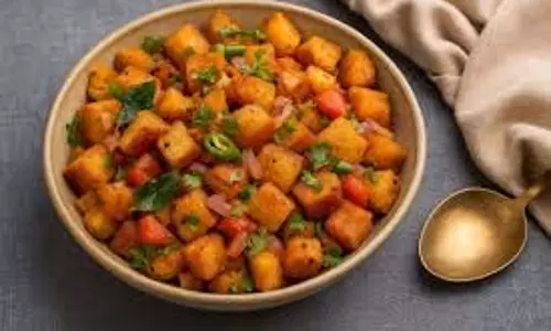Bread Upma Recipe: नाश्ते में बनाएं सुपर टेस्टी ब्रेड उपमा, इस रेसिपी से झटपट हो जाएगा तैयार Bread Upma Recipe: नाश्ते में बनाएं सुपर टेस्टी ब्रेड उपमा, इस रेसिपी से झटपट हो जाएगा तैयार