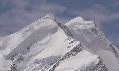 New Zealand के सबसे ऊंचे पहाड़ से गिरने से दो की मौत, एक अमेरिकी पर्वतारोही शामिल