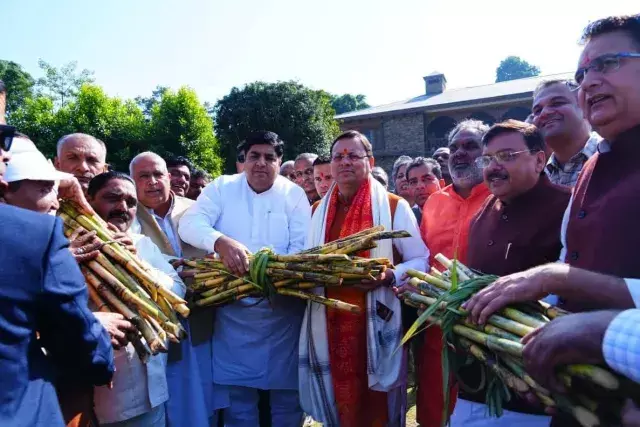 Dehradun: गन्ना किसानों की समस्याओं पर मुख्यमंत्री धामी ने किया ध्यान Dehradun: गन्ना किसानों की समस्याओं पर मुख्यमंत्री धामी ने किया ध्यान