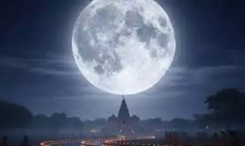 Margashirsha Purnima 2025: मार्गशीर्ष पूर्णिमा पर करें ये उपाय, मिलेगी धन संबंधी समस्याओं से मुक्ति