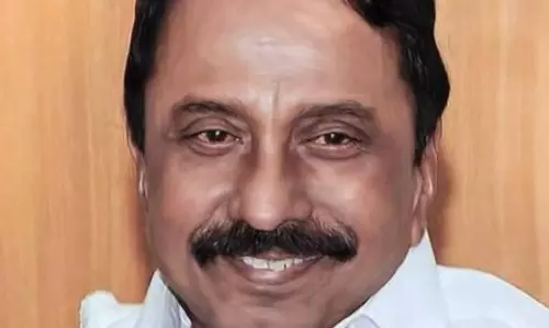 AIADMK के पूर्व मंत्री सेंगोट्टैयन के विजय की TVK में शामिल होने की संभावना