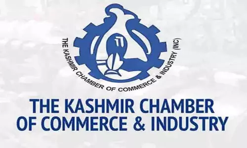 KCCI ने DGFT से कश्मीर के पारंपरिक निर्यात क्षेत्र को फिर से शुरू करने की मांग की KCCI ने DGFT से कश्मीर के पारंपरिक निर्यात क्षेत्र को फिर से शुरू करने की मांग की