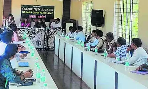 गोकर्ण विधानसभा क्षेत्र में सफाई के लिए हाथ मिलाएं: P. Shravankumar गोकर्ण विधानसभा क्षेत्र में सफाई के लिए हाथ मिलाएं: P. Shravankumar
