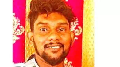 Thiruvananthapuram में 11 kV लाइन से करंट लगने से युवक की मौत Thiruvananthapuram में 11 kV लाइन से करंट लगने से युवक की मौत