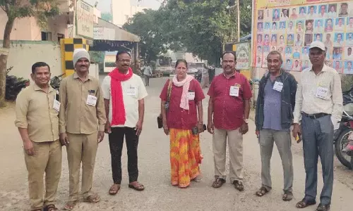 इलेक्ट्रिक बस पॉलिसी में बदलाव करके RTC को दिया जाना चाहिए इलेक्ट्रिक बस पॉलिसी में बदलाव करके RTC को दिया जाना चाहिए