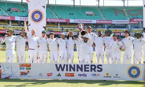 भारत में क्रिकेट का मतलब टीम से नहीं, देश की उम्मीदों से जूझना: स्टेन भारत में क्रिकेट का मतलब टीम से नहीं, देश की उम्मीदों से जूझना: स्टेन